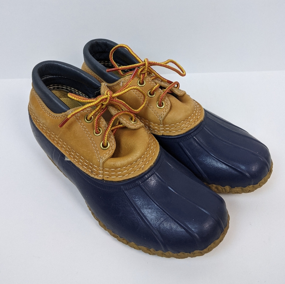LL Bean Low Duck Boots Navy Tan Sz 6